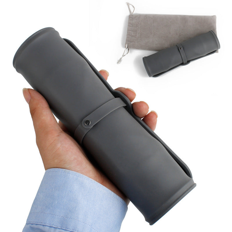 Roll ’n’ Feast – Foldable Silicone Pet Feeding Mat with Velvet Carry Bag