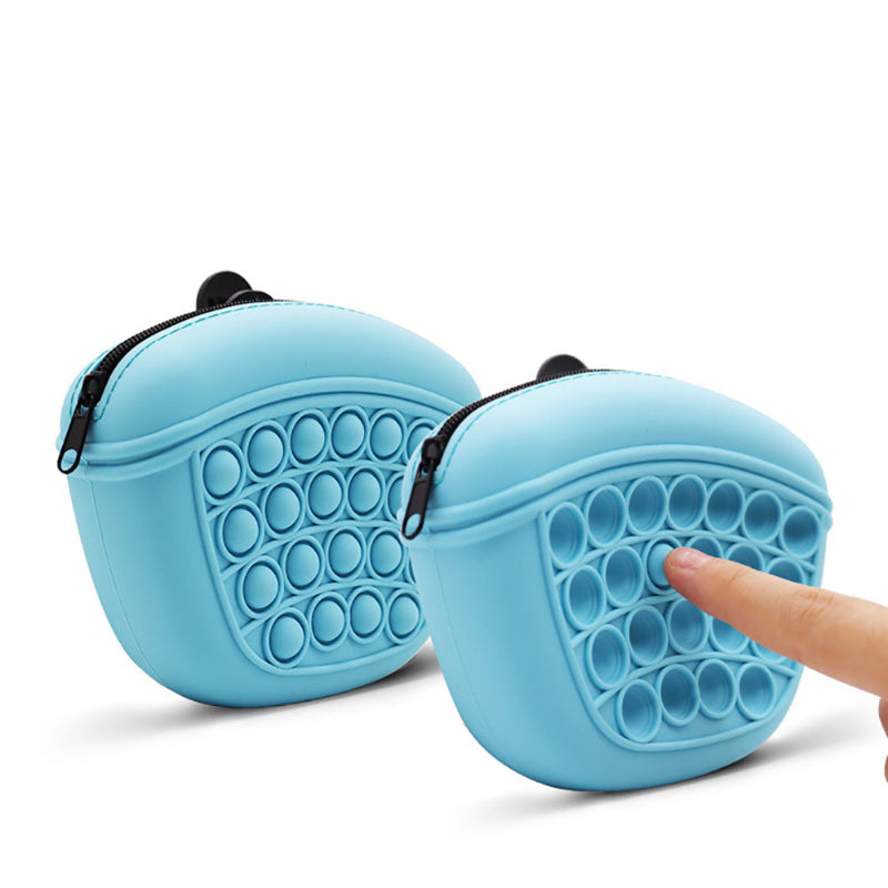 SnapTreat – Silicone Dog Training Treat Pouch with Bubble Grip