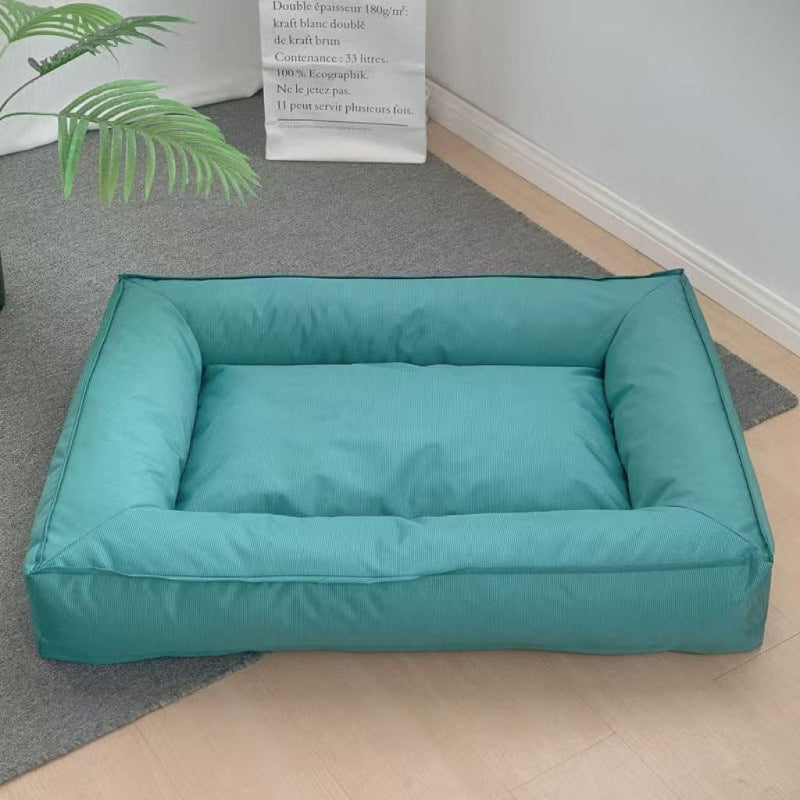 DreamNest – Waterproof Oxford Dog Bed