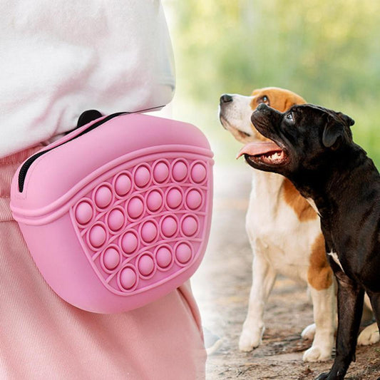 SnapTreat – Silicone Dog Training Treat Pouch with Bubble Grip